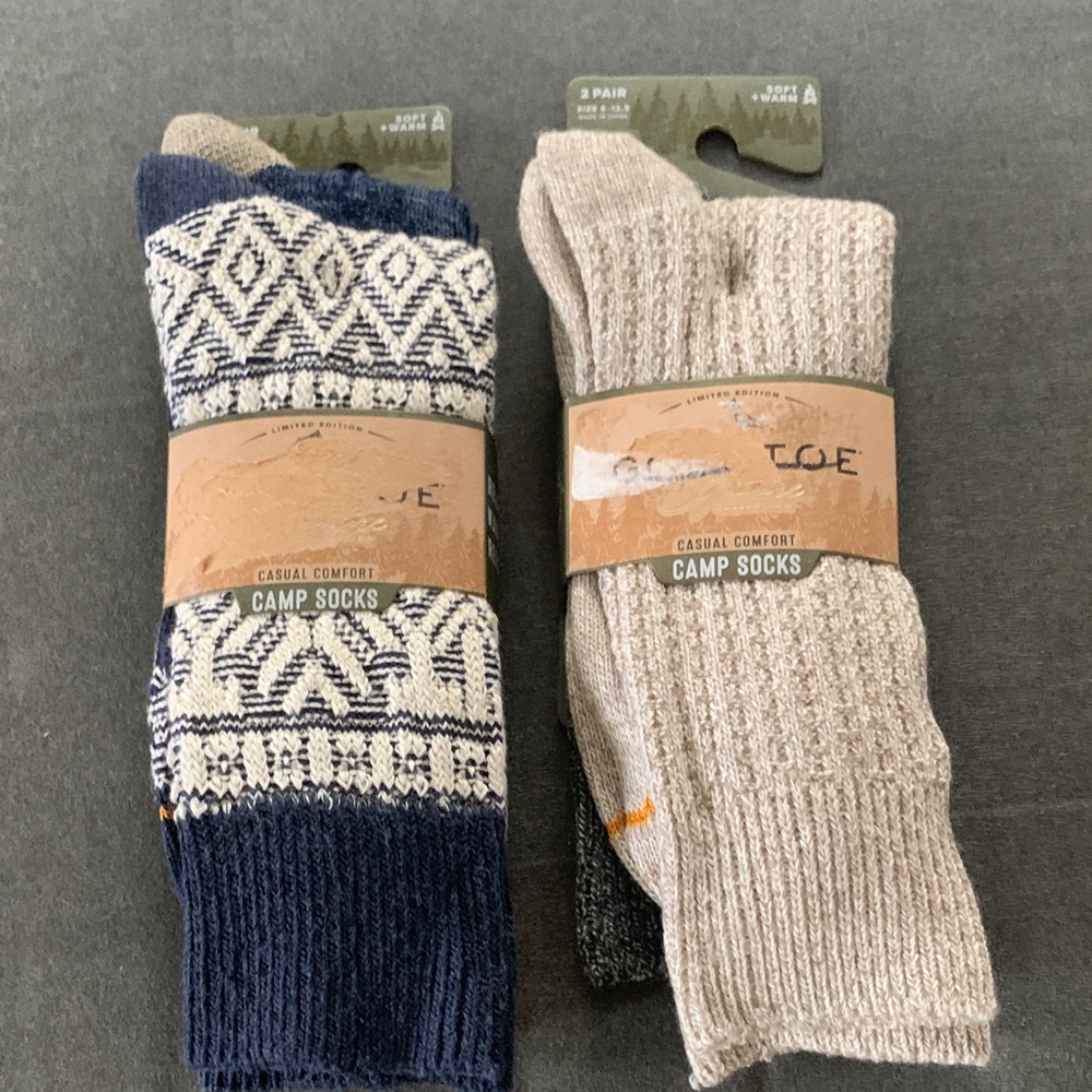 NWT lot of 2 2pk Gold Toe Casual Comfort Camp Socks